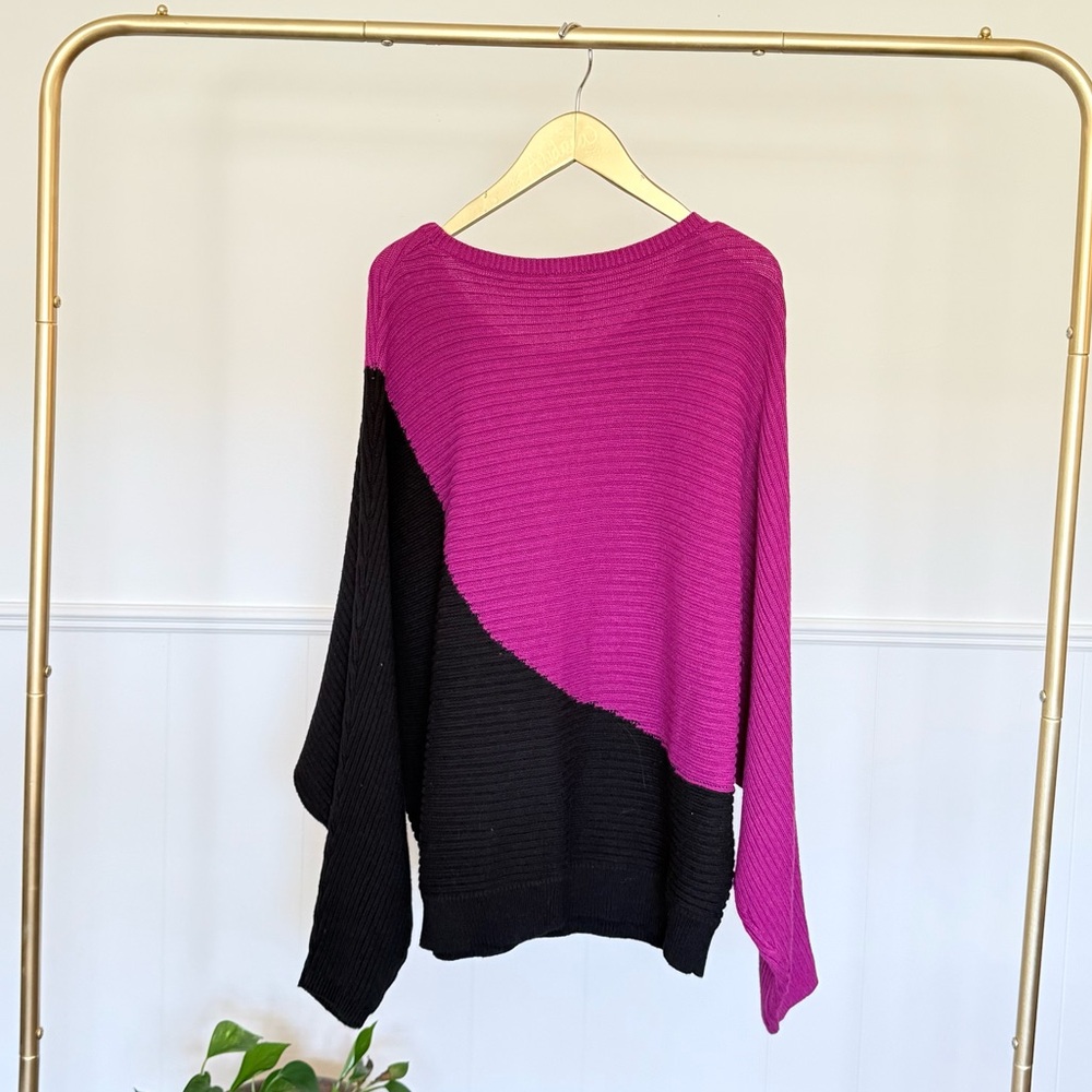 Colorblock Sweater - Pink and Black - Picture 3 of 7